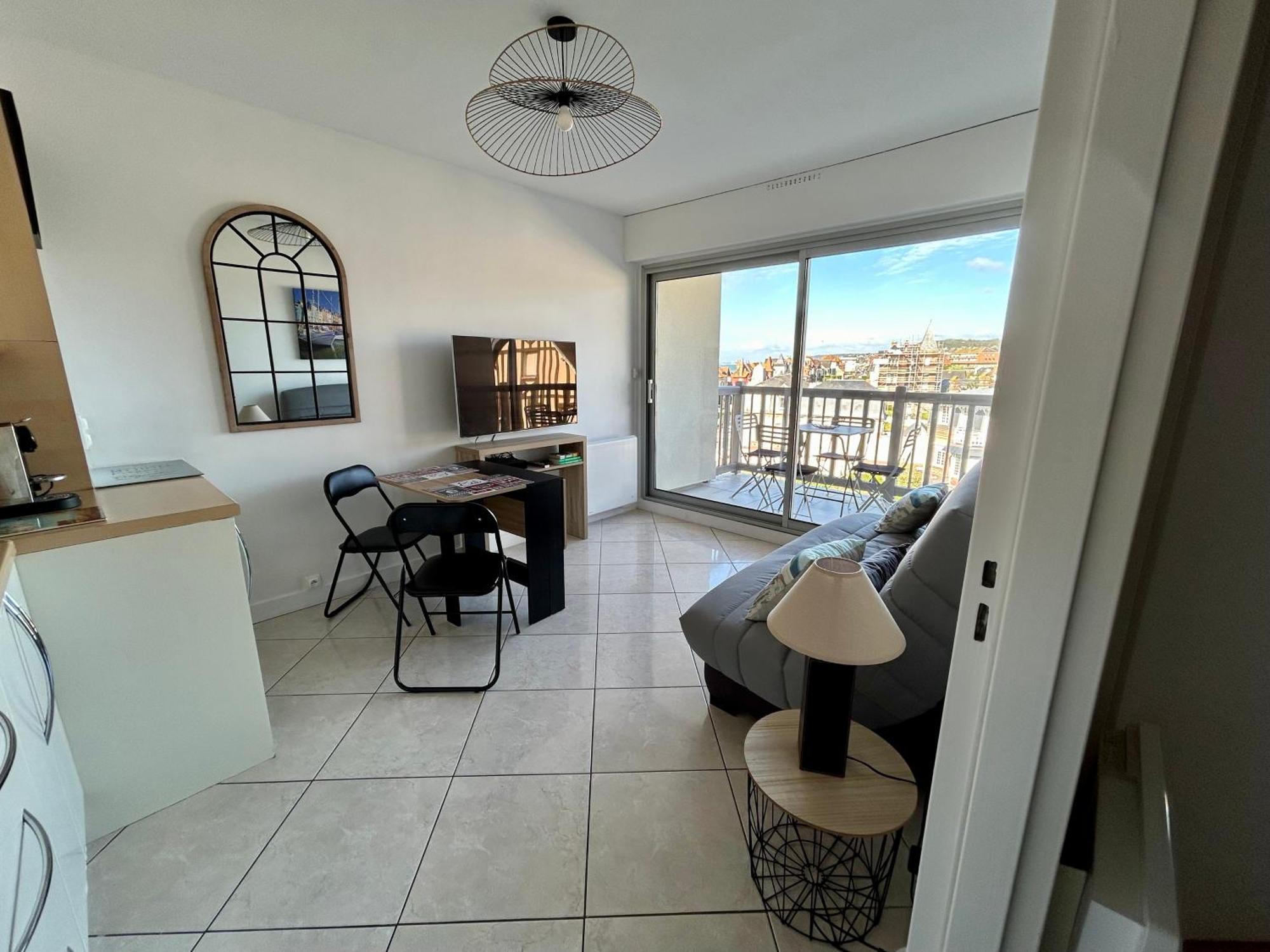 Appartement Vue Mer - 30 M De La Plage - 5 Minutes A Pied Du Centre Ville Et Du Casino Вилер-сюр-Мер Екстериор снимка